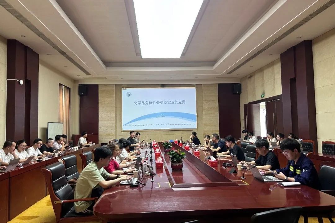 定制化企業培訓，護航企業合規發展